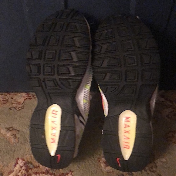 Womens NIKE Torch 4 - Picture 3 of 6